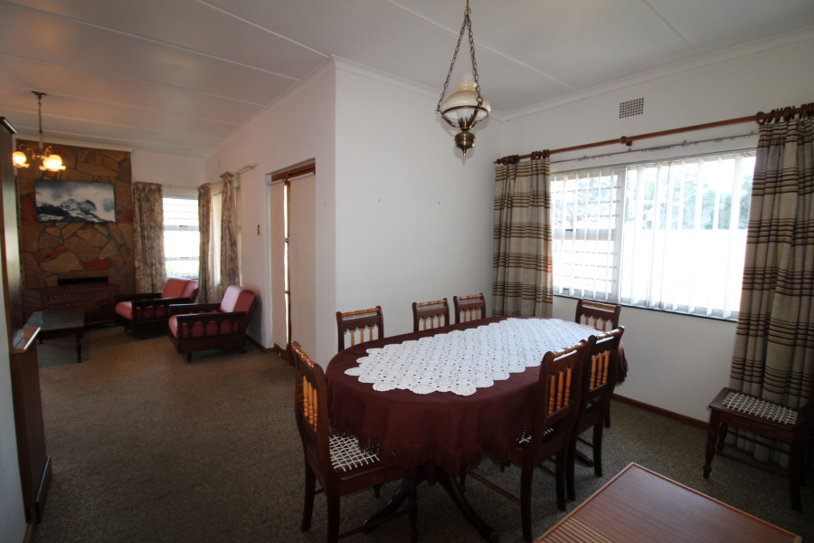 To Let 3 Bedroom Property for Rent in Lochnerhof Western Cape